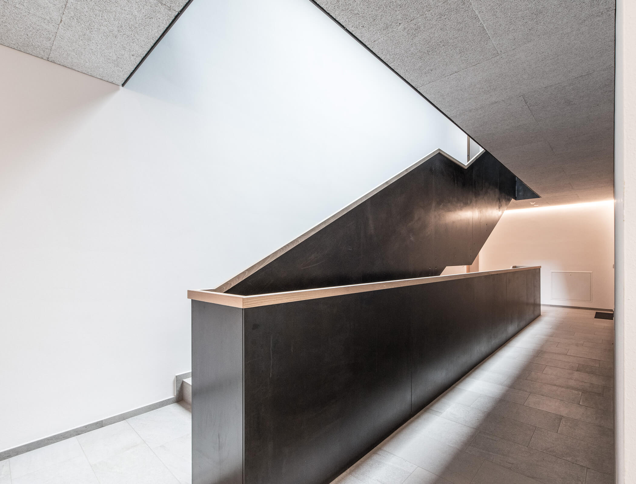 Edificio residenziale a Stegona - Scala