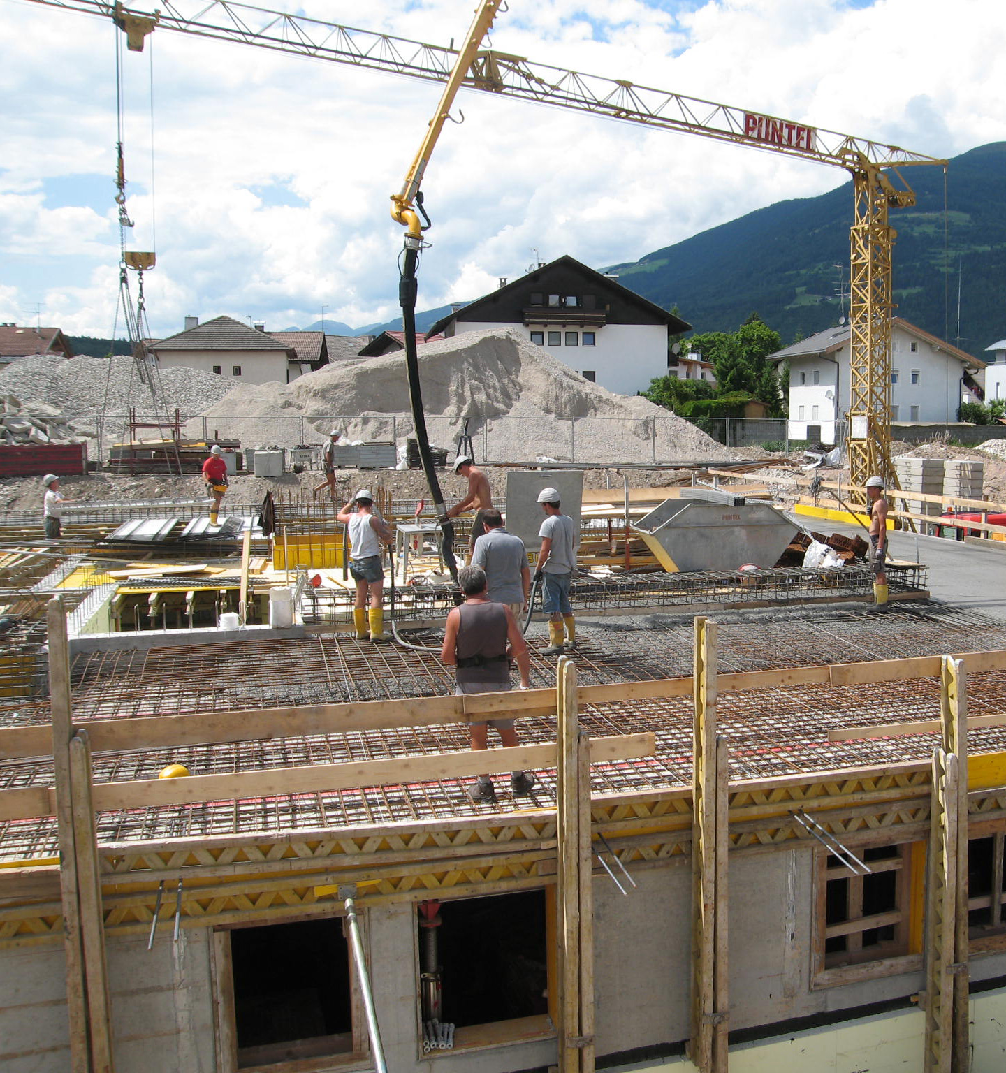 Mitarbeiter auf der Baustelle